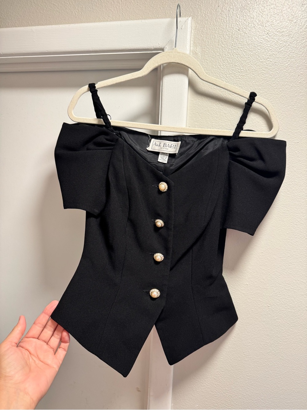 Vintage A.J. Bari Petites Black Off-Shoulder Blazer Top – Size 4